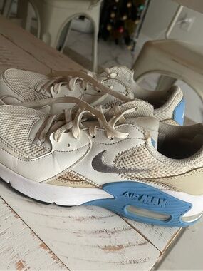Nike Beige Mesh & Leather Sneakers with Light Blue Accents